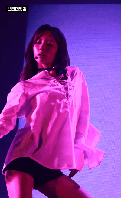 우주소녀의 섹시담당 보나 ㄷㄷㄷ.gif | 인스티즈