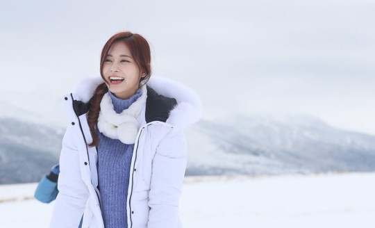 포카리 × 트와이스 겨울 광고 이미지 | 인스티즈