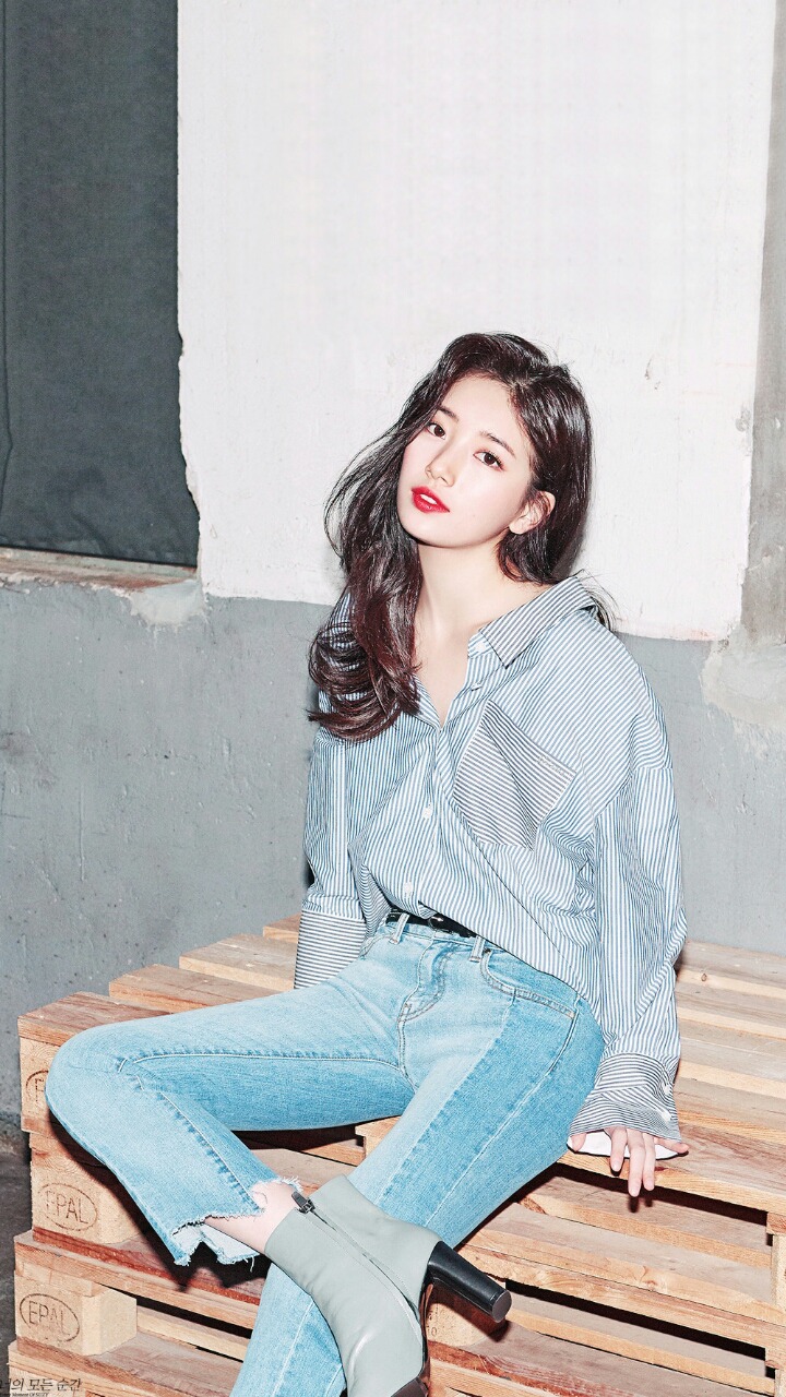 흑발 깐머리 재벌 2세 안경캐 vs흑발 깐머리 어린나이에 부모를 잃고 즉위한 황제 | 인스티즈
