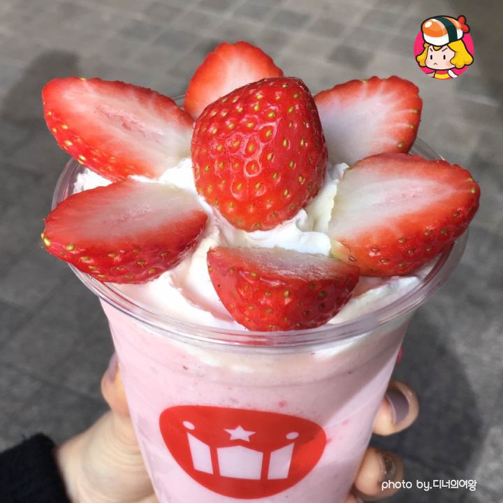 카페별 생딸기 음료 비교.jpg | 인스티즈
