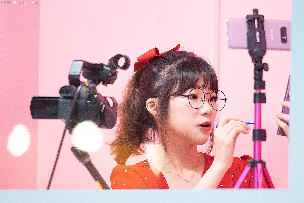 190810 크리에이터 위크 루시아님 직찍 (26장) 트수 | 인스티즈
