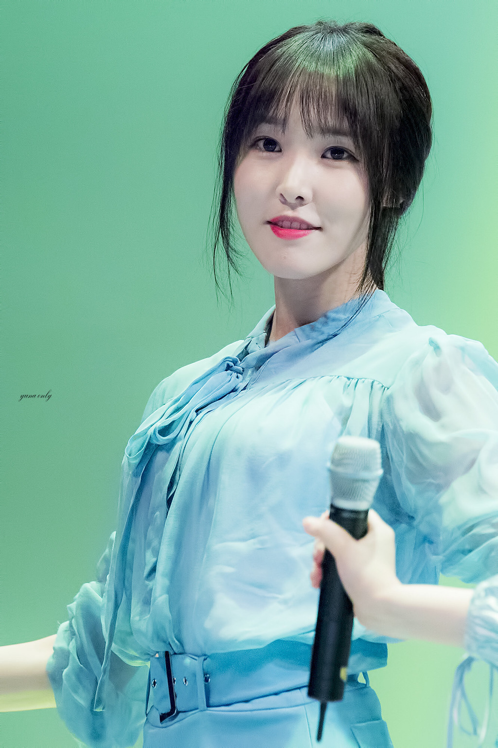 [여자친구] 생일파티에 초대받아서 유주 | 인스티즈