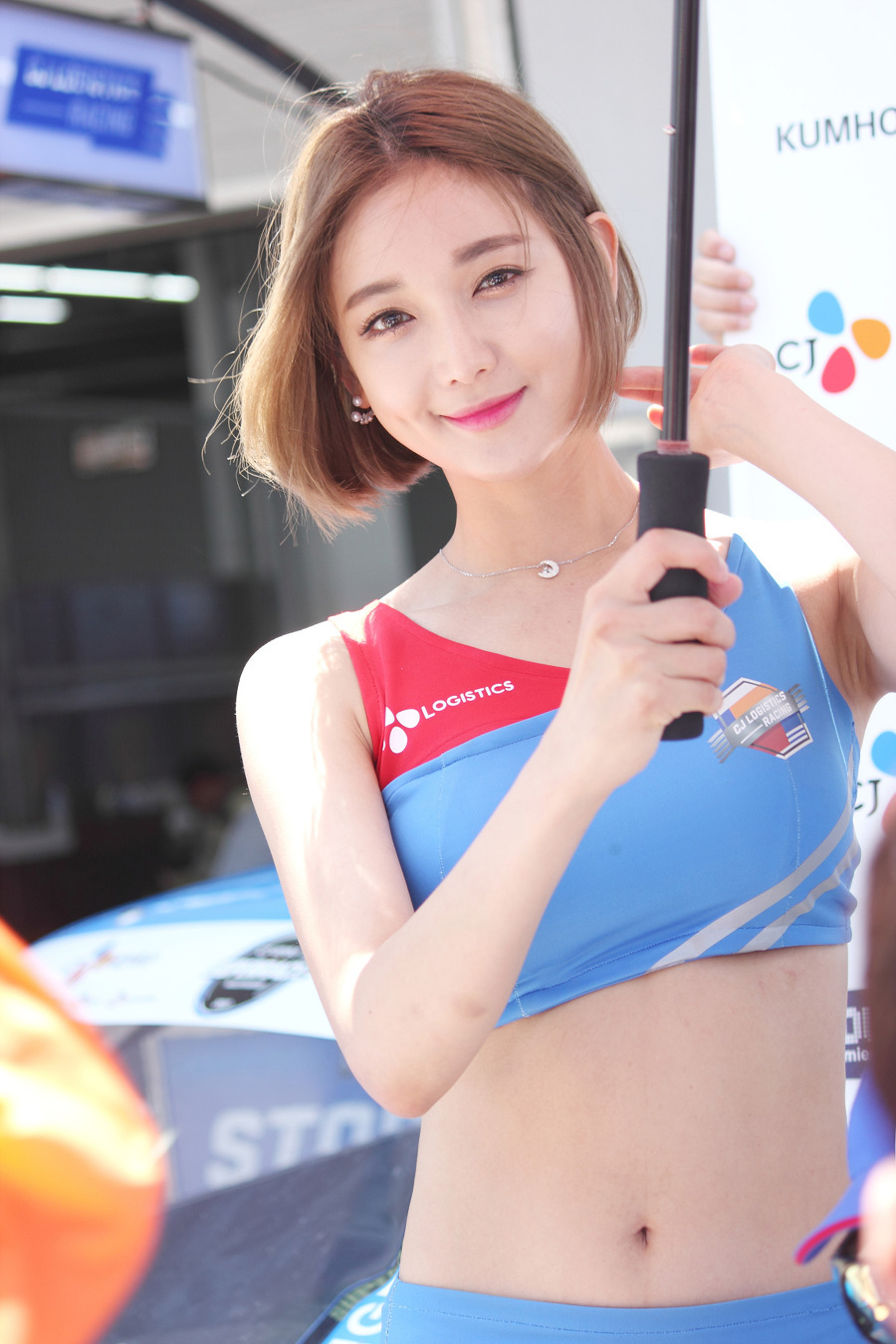 레이싱모델 문가경 긴머리 vs 단발 | 인스티즈