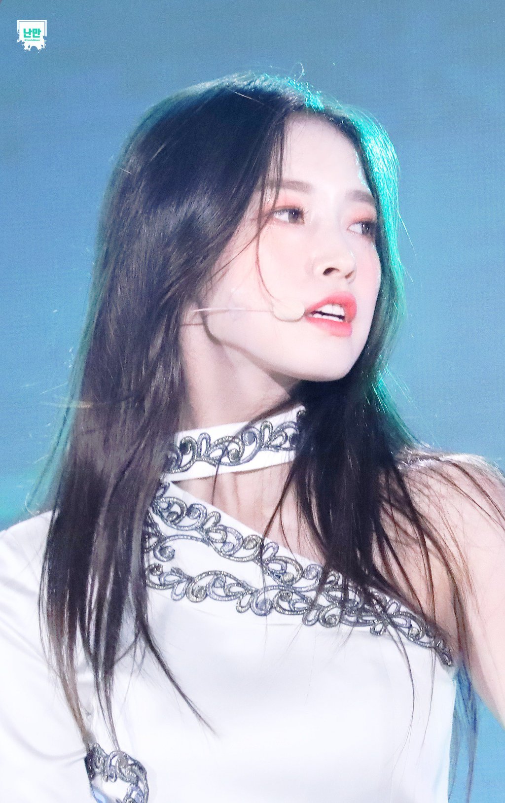연도별로 보는 오마이걸 아린이의 성장과정.jpgif | 인스티즈