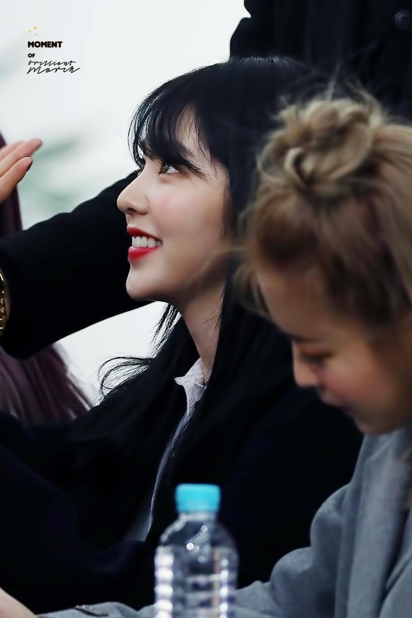 레드벨벳 아이린의 클라스 옆모습.jpg | 인스티즈