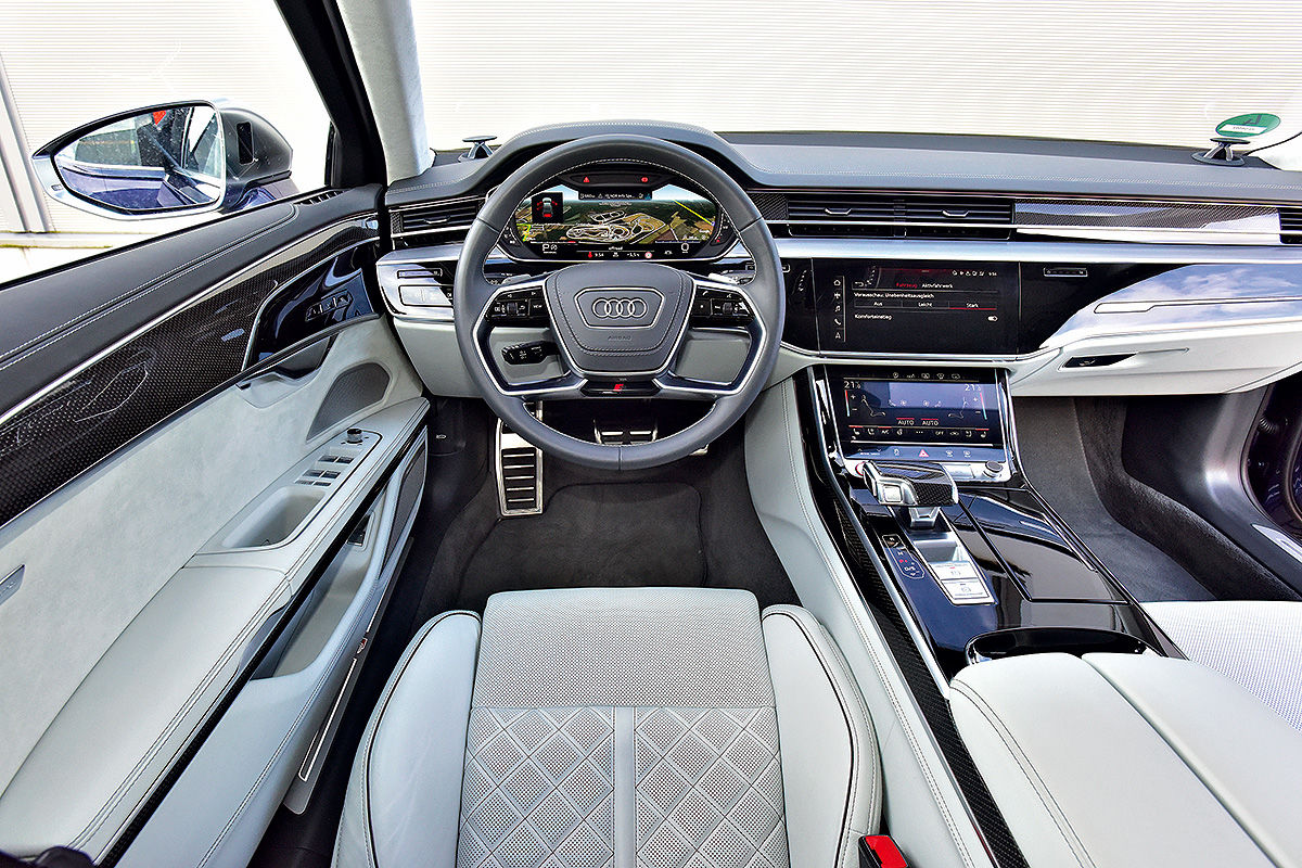 BMW M760Li vs 아우디 S8 | 인스티즈